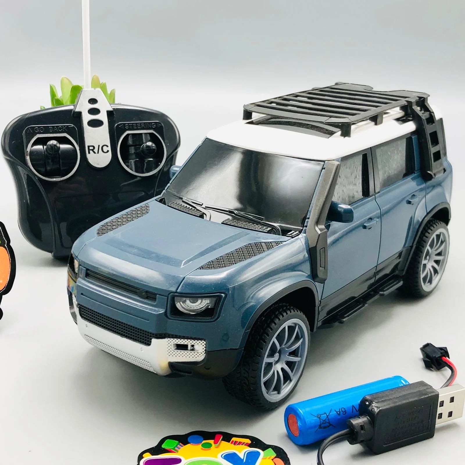 1:16 Scale Off-Road RC SUV Defender - Rechargeable Remote Control Jeep Toy